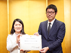 資格試験に合格した受講生の画像